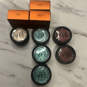NARS Powerchrome Loose Eye Pigment 

Choose your Shade!
$20 Each